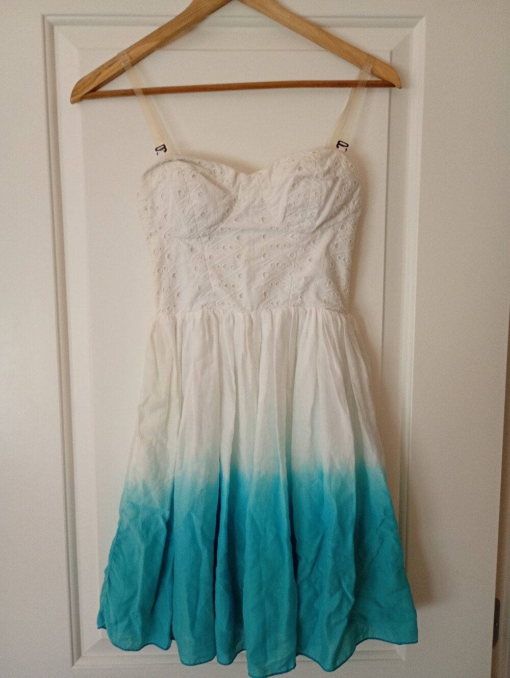 American Eagle~ White to Turquoise Ombre Strapless Baby Doll Dress (XXS)